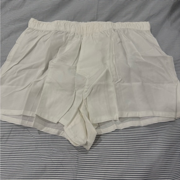 CDLP Woven Boxer Shorts Slim
White 
$85
Made of a soft TenceL Sz S - Picture 9 of 16